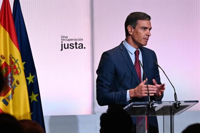 Pedro Sánchez, facha y franquista