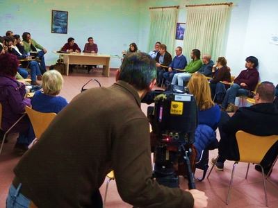 Unas 40 personas participan en la asamblea de Ganemos Talavera