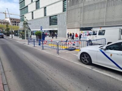 TALAVERA | El Ayuntamiento mejora la parada de taxis junto a la estación de autobues