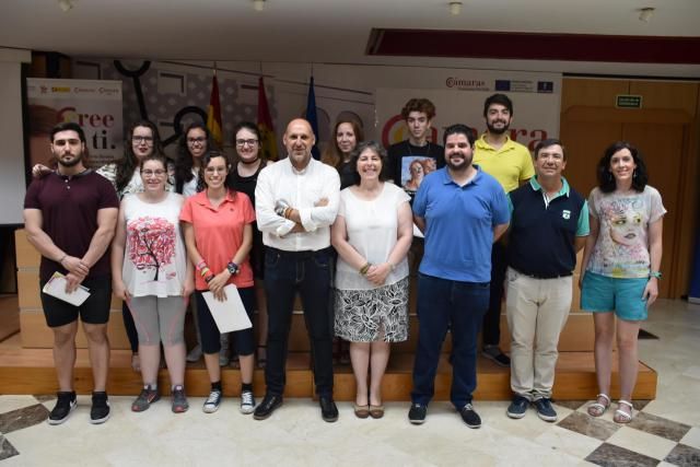 20 jóvenes talaveranos realizan con éxito el programa de inglés de la Cámara de Comercio