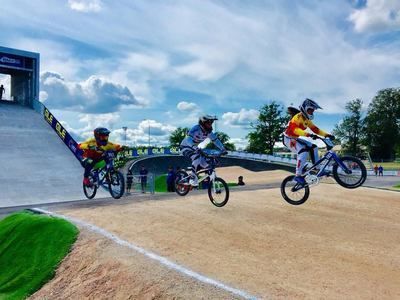 Sin suerte para los pilotos talaveranos en el Campeonato de Europa de BMX