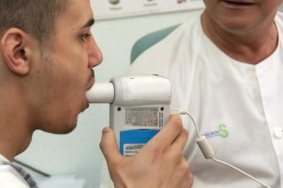 El SESCAM ha realizado más de 2.400 espirometrías en los primeros ocho meses del año