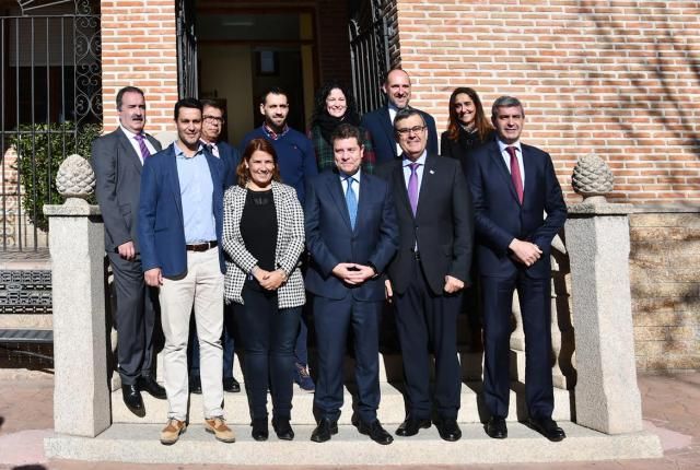 Emiliano García-page en su visita a Velada