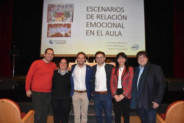 El Teatro Palenque acoge el II Ciclo de Conferencias ‘Escuela de Padres’