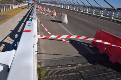 Preocupación por los desperfectos del 'puente atirantado' de Talavera