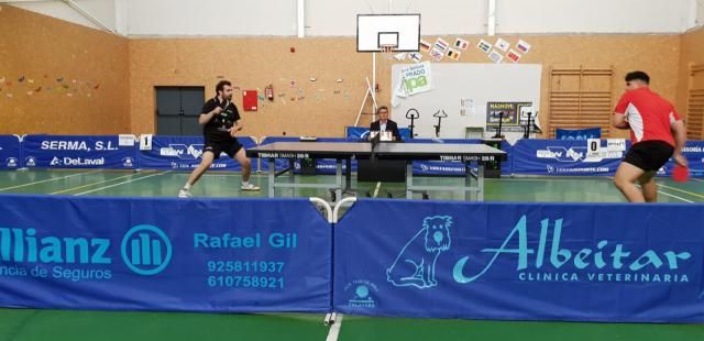 Gran victoria de los talaveranos en tenis de mesa