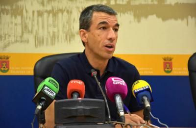 Luis Enrique lamenta que el PP demande una obra que “deberían saber que ya está adjudicada”