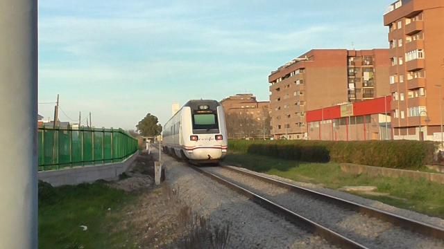 Con 23 votos a favor y dos en contra, del Grupo Ganemos, ha salido adelante la adhesión al pacto por el ferrocarril.