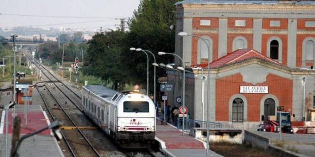 Estacion Parada En Talavera De Un Tren Turistico Ingles