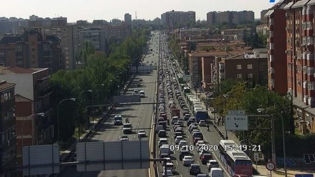 Colas en la A5, salida de Madrid | Cámara de la DGT        