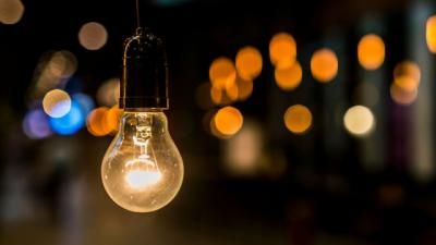 El precio de la luz sube un 10,7% hasta los 423,36 euros/MWh