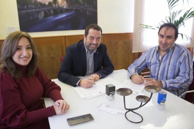 Cruz Roja y el Ayuntamiento de Torrijos ponen en marcha la Campaña de Bonos de Navidad