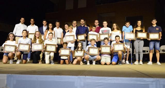 Así fue la gala de los ‘Reconocimientos artísticos y deportivos' de Velada