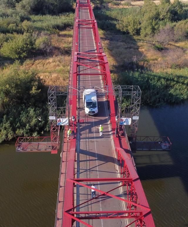 TALENTO TALAVERANO | La plataforma móvil para el Puente de Hierro triunfa en España