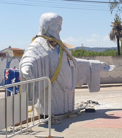 Más imágenes de la escultura de 4,5 metros del Sagrado Corazón