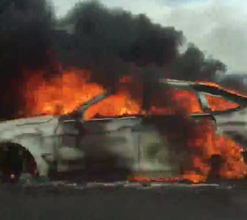 Susto en la A-5, a la altura de Cazalegas, por el incendio de un coche