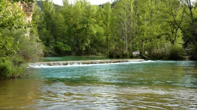 Un niño de 8 años ayuda al 112 a rescatar a su madre y su hermano atrapados en el río Alberche