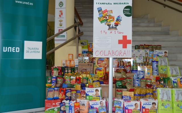 UNED Talavera pone en marcha la campaña solidaria '1 libro x 1 kilo'