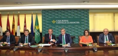 Caja Rural CLM y FEDETO renuevan su convenio social para beneficiar a 40.000 empresarios