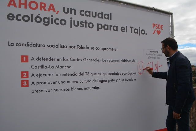 El PSOE se compromete a hacer cumplir la sentencia del TS y hacer inviable el trasvase