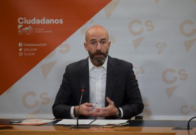 Zapata: "Ciudadanos no prepara unas enmiendas de sable, si no de bisturí”