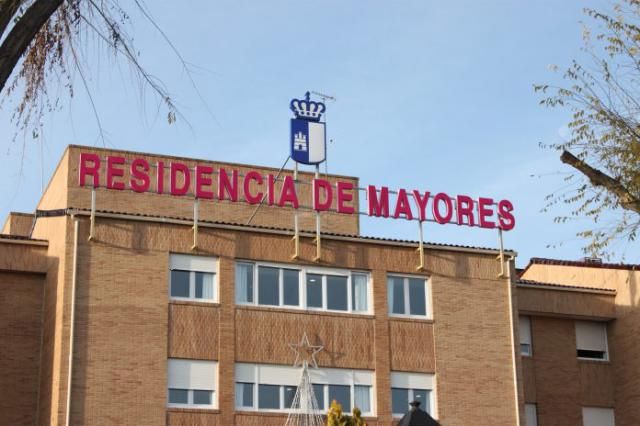 CLM | Desde hoy se permiten visitas a centros de mayores libres de Covid