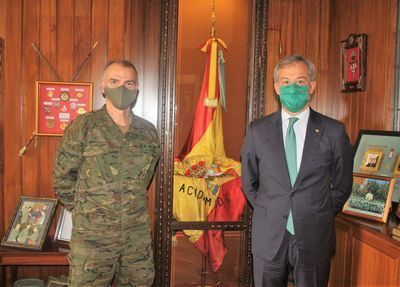 EUROCAJA RURAL | El presidente visita la Academia de Infantería y felicita al Arma con motivo de su patrona