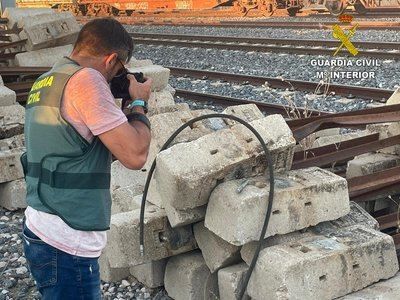 Detenido el grupo criminal que robaba cable de cobre en la vía férrea