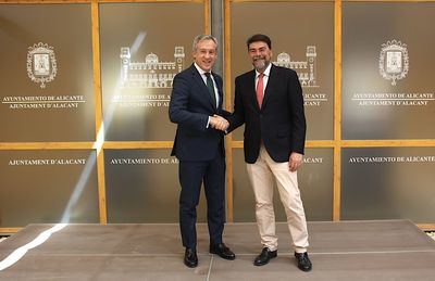 Eurocaja Rural transmite su estrecha colaboración y cercanía con Alicante