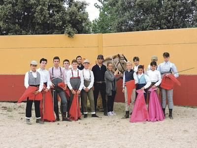 Completísimo tentadero de la Escuela de Pepino en la finca de Morenito de Aranda