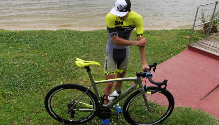 Fernando Alarza cuenta cómo es la bicicleta que está utilizando