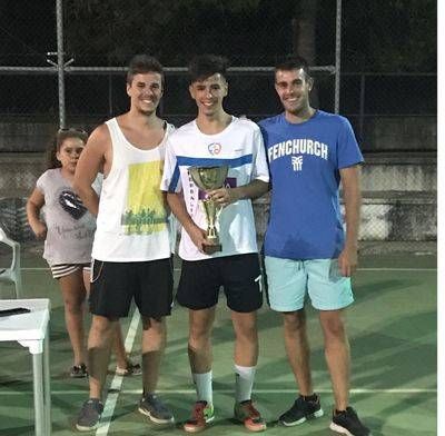 'Los Junos' ganan el Torneo sub-19 de Los Cerralbos