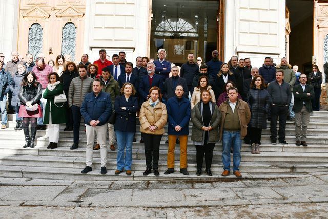 Minuto de silencio en la Diputación de Toledo por los fallecidos en Valencia