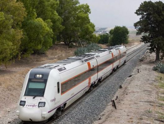 Imagen de archivo del tren Madrid-Badajoz