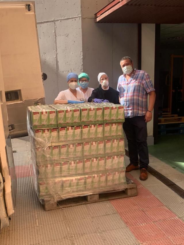 SOLIDARIDAD | Talavera Selecta dona 850 litros de leche al asilo de ‘Las Hermanitas de los Pobres’