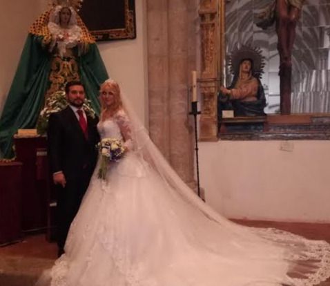 Luis Serrano y Carmen Segura  sellan su amor en la Colegial 