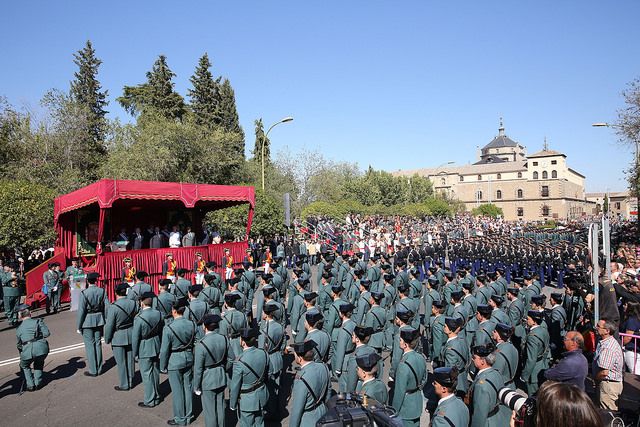 Zoido dice que el Gobierno no tolerará delitos de odio y luchará para que los responsables "paguen judicialmente"