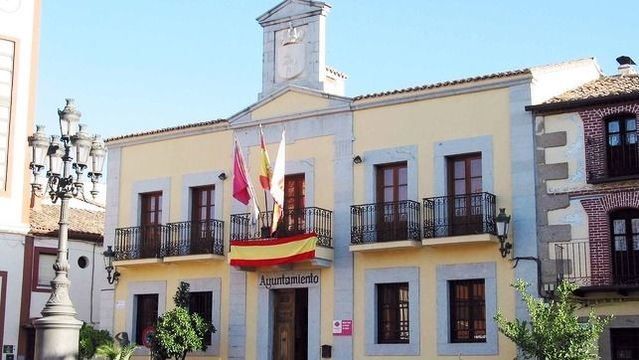 Ayuntamiento de Navalcán