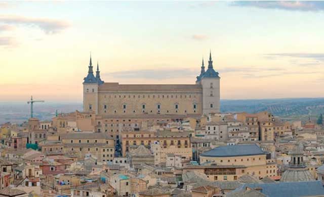 La estafa consistía en realizar inversiones en el Casco Histórico de Toledo. / Archivo