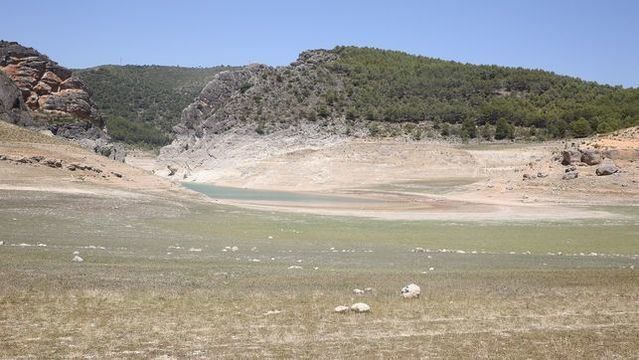 La situación de los embalses de cabecera del Tajo cada vez es más difícil. / Foto: Archivo