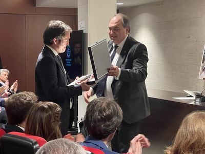 La profesión veterinaria rinde homenaje al lagarterano Luis Alberto García Alía