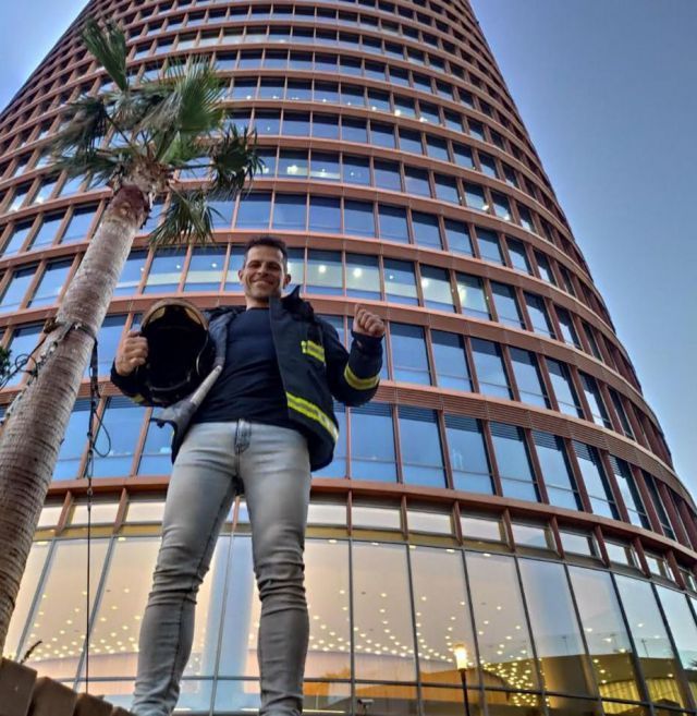 NUESTRA GENTE | Un bombero de Talavera, campeón individual y por equipos en la Cronoescalada de la Torre de Sevilla