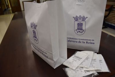 EN SEPTIEMBRE | CLM distribuirá mascarillas reutilizables 'Made in Talavera' para toda la región