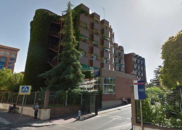 COVID-19 | La Junta aclara por qué no se ha vacunado a residentes y trabajadores de la residencia 'Virgen del Prado' de Talavera