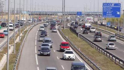 El primer fin de semana sin estado de alarma llena las carreteras