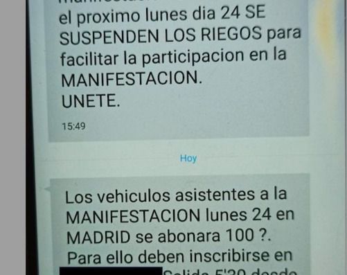 Imagen de dos SMS con los avisos de pagos y cierre de riegos |Publicada por Río Tajo Vivo