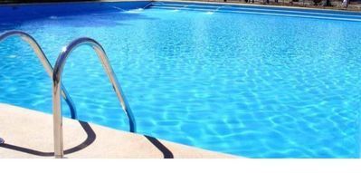 Muere una mujer de 85 años ahogada en una piscina particular