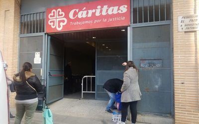 Cáritas Talavera inicia una recogida de alimentos para la Navidad