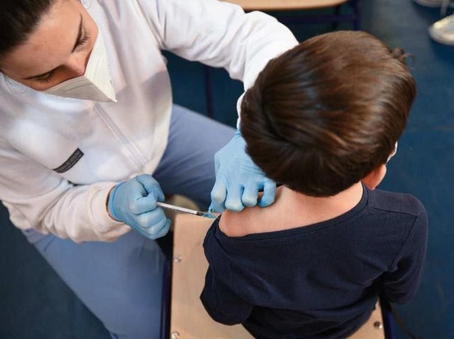 Vacunación frente a la covid en niños.Jorge Gil/Europa Press