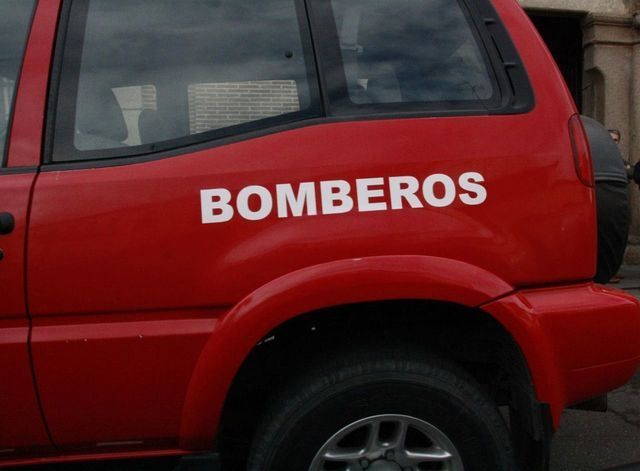 Cuatro personas afectadas en el incendio de una vivienda 